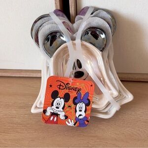 NWT - Disney Halloween Mickey & Minnie Mouse Ghost Measuring Cups Set of 4 Zrike